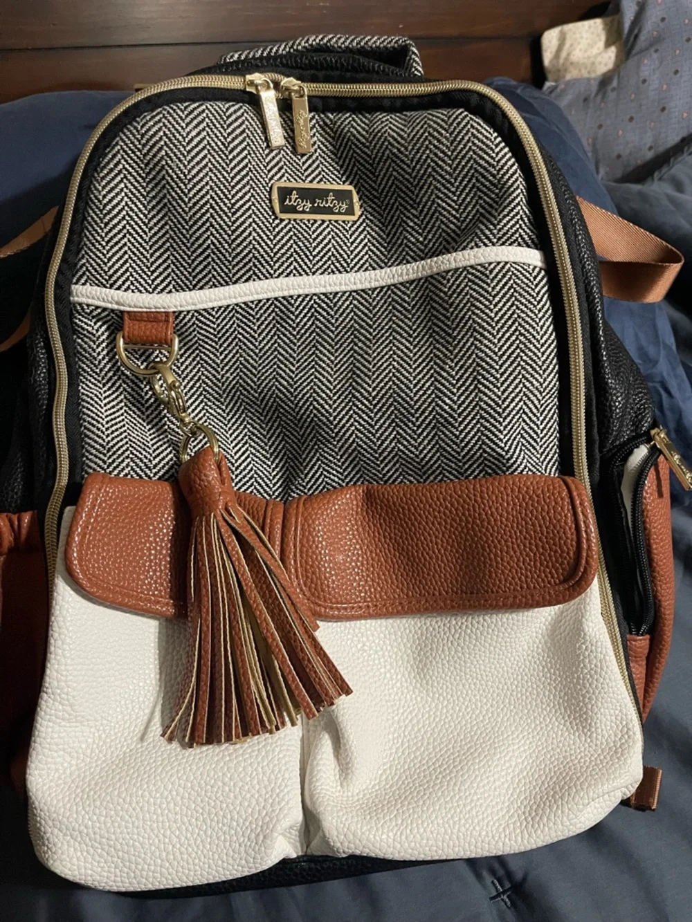 Itzy Ritzy Boss Plus Herringbone,White, black & Brown Diaper Bag Backpack